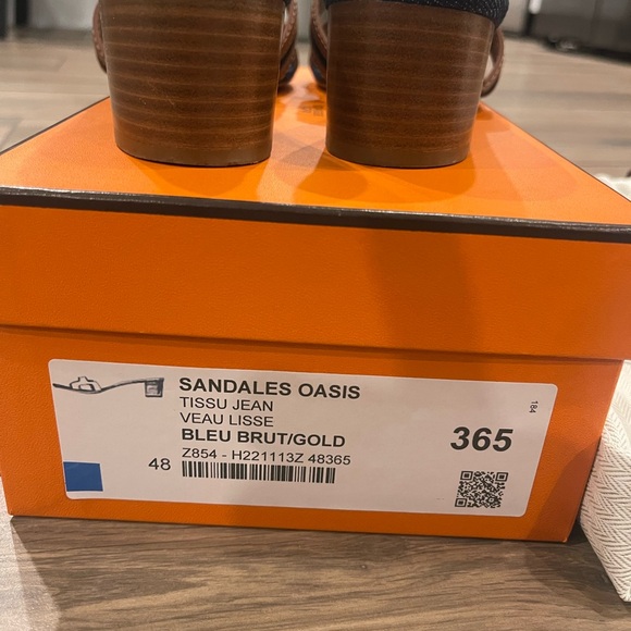 Hermes Sandales Oasis- COLOR: Bleu Brut/Gold - Picture 8 of 8